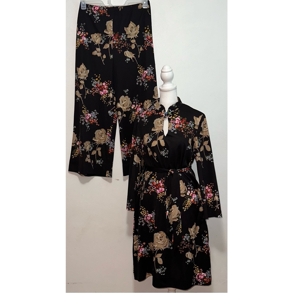 Vtg Floral 2pc Shirt Dress & Culottes. Fits like Large- Vtg 18
